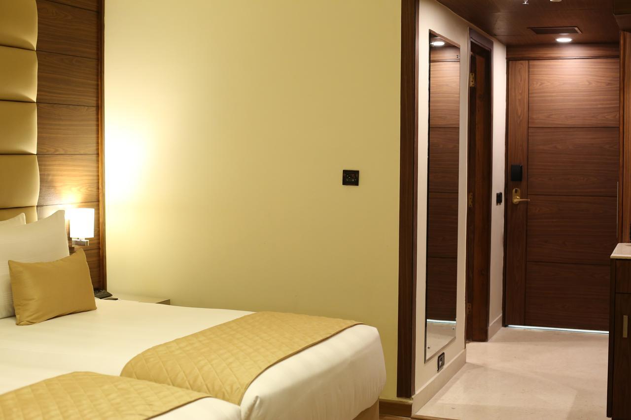 Udman Hotels And Resorts By Ferns N Petals New Delhi Eksteriør billede