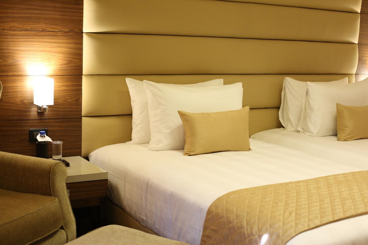 Udman Hotels And Resorts By Ferns N Petals New Delhi Eksteriør billede