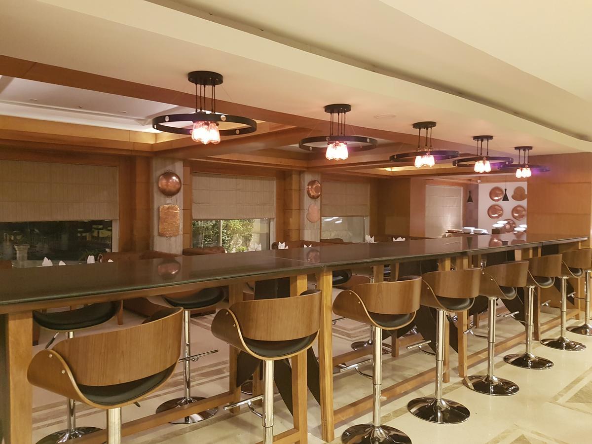Udman Hotels And Resorts By Ferns N Petals New Delhi Eksteriør billede